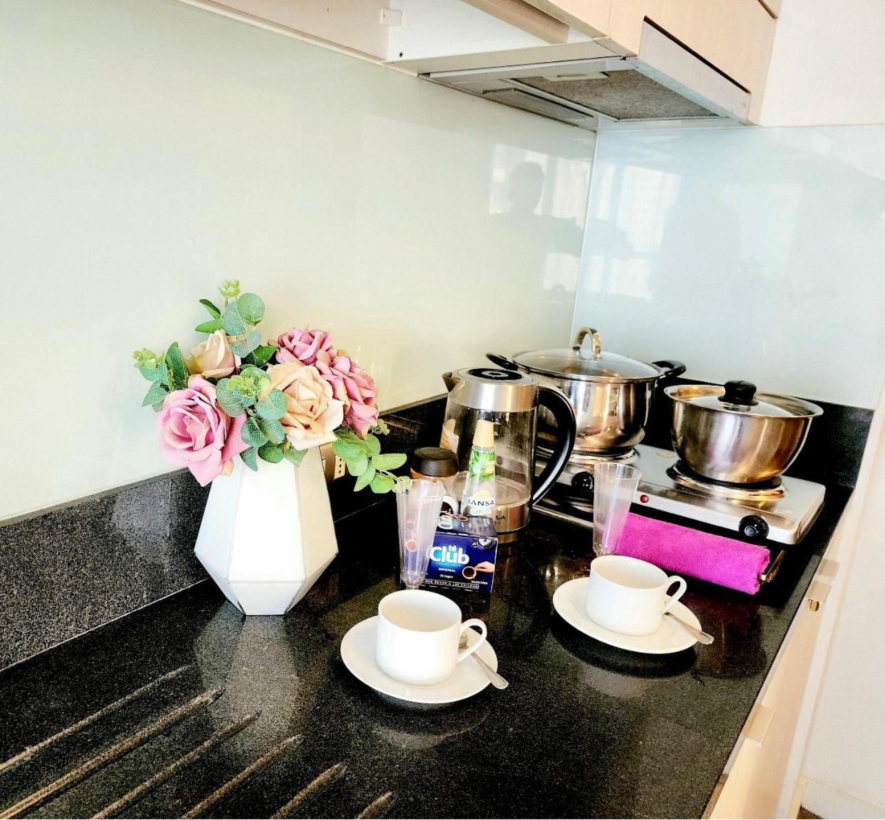 Apartamento Amoblado Casco Historico Metro Santa Lucia 9 Santiago