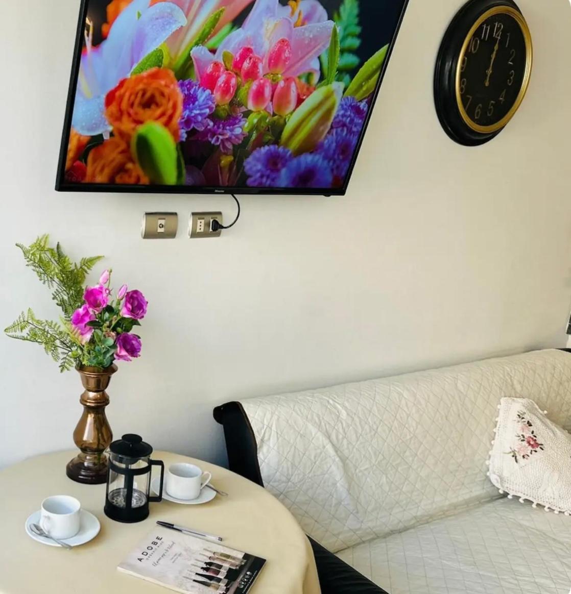 Apartamento Amoblado Casco Historico Metro Santa Lucia 9 Santiago